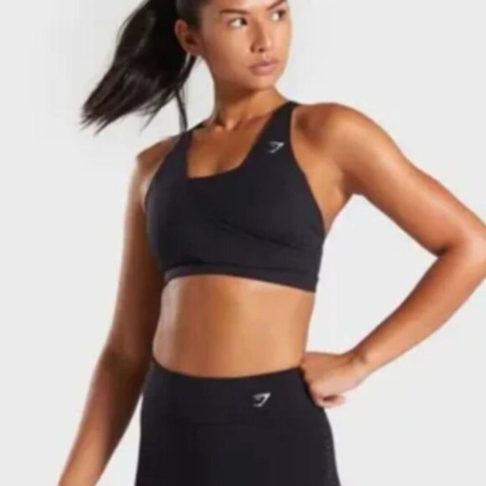 Gymshark Laser Cut Sports Bra Size Small Black